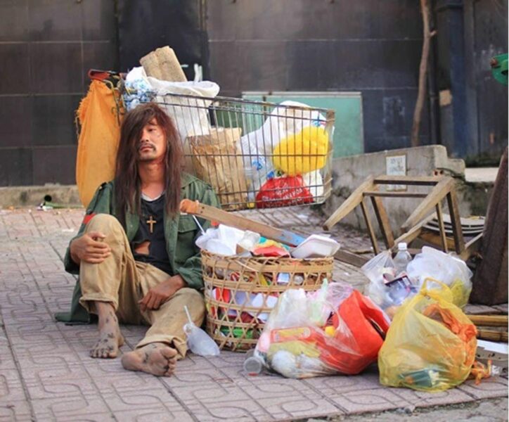Ảnh ăn xin hài hước nhiều đồ ăn