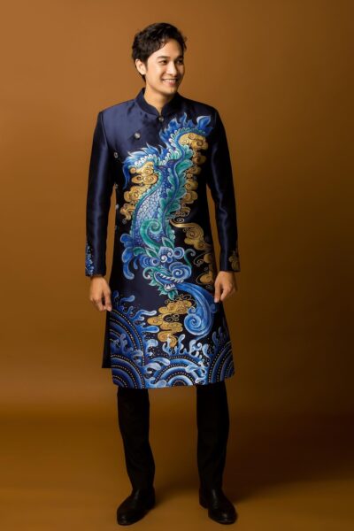ảnh áo dài cách tân nam giới màu xanh họa tiết rồng