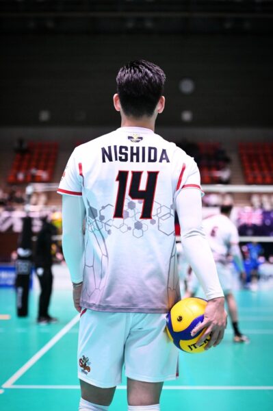 Ảnh bóng chuyền trên tay