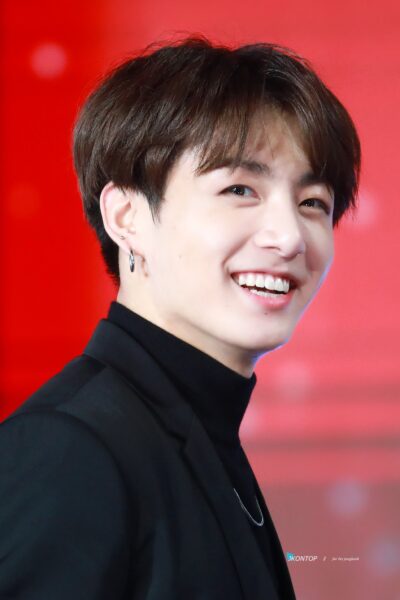 Ảnh Jungkook cười đẹp