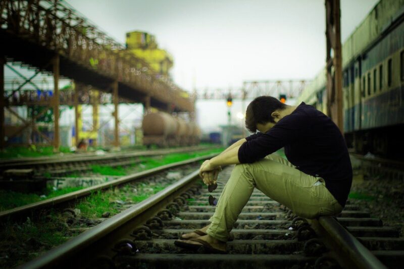 Ảnh sad boy cô đơn