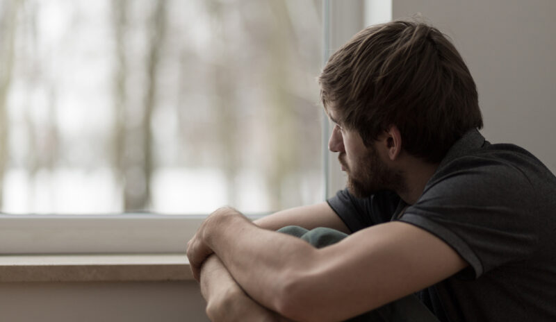 Ảnh sad boy khi buồn