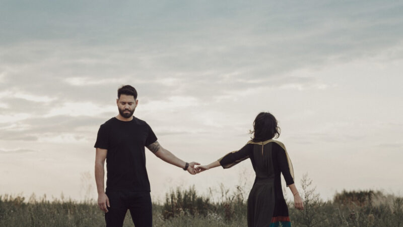 ảnh tạm biệt khi chia tay nhau