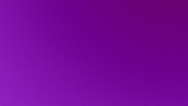 Hellvioletter Hintergrund im Vollbildmodus