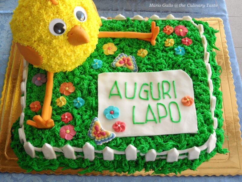 bánh sinh nhật con gà cho người tuổi Dậu màu xanh lá tinh nghịch