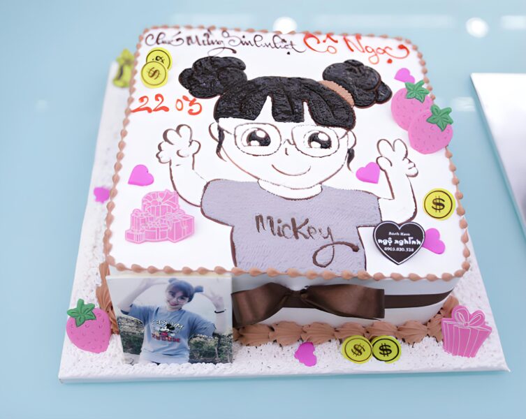 bánh sinh nhật dễ thương hình cô gái