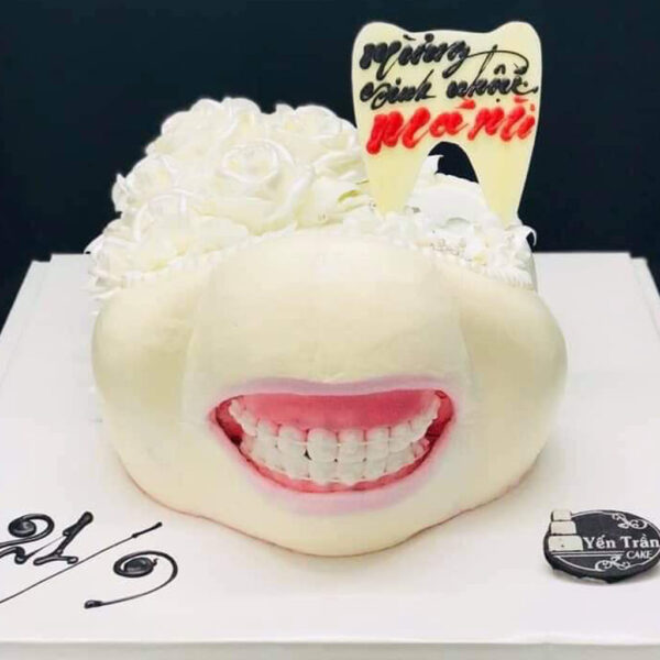 Bánh sinh nhật troll bựa, độc lạ, lầy lội hình răng