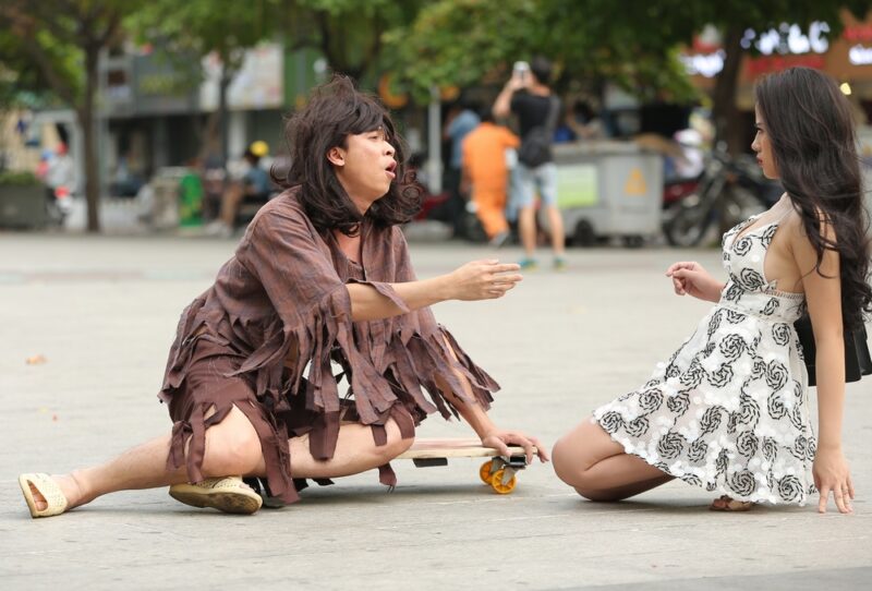 Hình ăn xin hài hước lướt ván