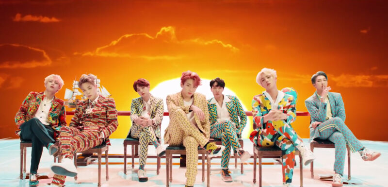 Hình ảnh bts giữa hoàng hôn