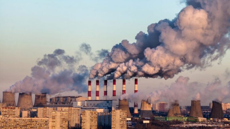 Hình ảnh ô nhiễm không khí do nhà máy thải khí