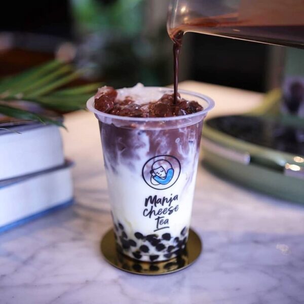 hình ảnh trà sữa tự chụp hương cà phê pha chế