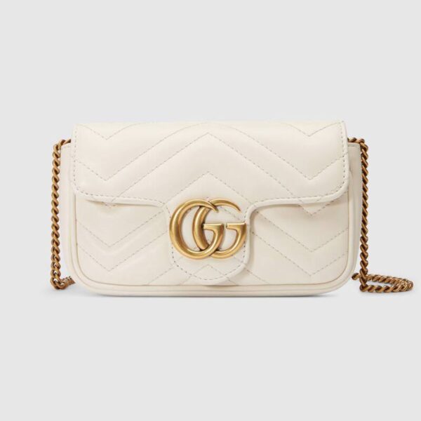 Bild einer weiß-goldenen Gucci-Handtasche