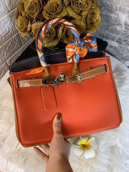 Hình ảnh túi xách Hermes màu cam