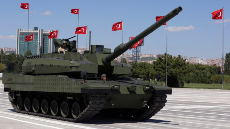 Hình ảnh xe tăng Altay của Thổ Nhĩ Kì