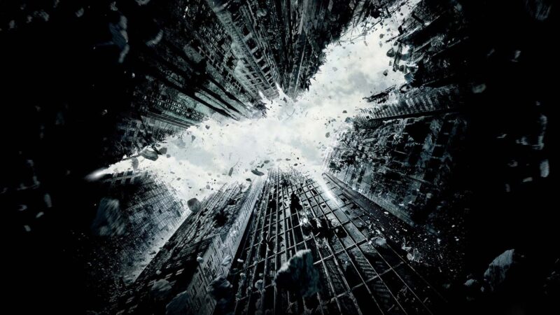 hình nền batman những toà nhà nhìn từ dưới lên xếp thành logo