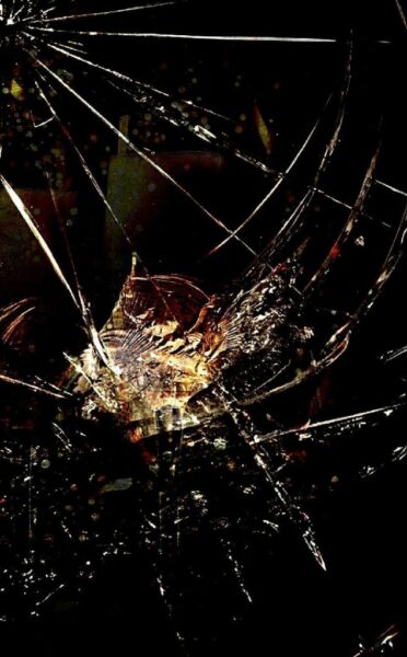 Hình nền màn hình vỡ đẹp 3D cho điện thoại