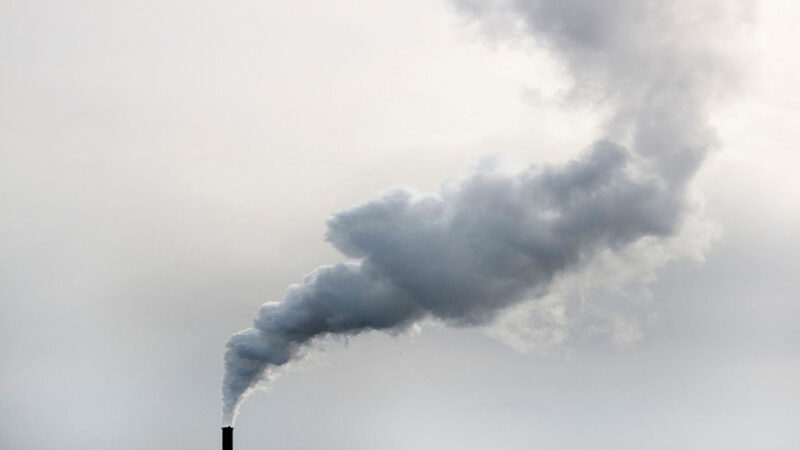hình nền màu xám của khói gây ô nhiễm môi trường