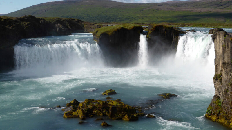 hình nền thác nước chảy đẹp nhất cho desktop