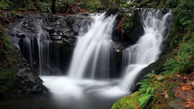 hình nền thác nước huyền ảo