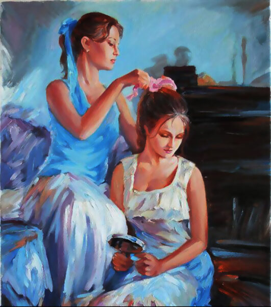 Hình vẽ mẹ và con gái mẹ cột tóc cho con