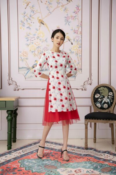 mẫu áo dài cách tân phối với chân váy