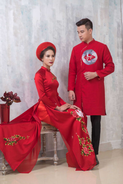 Mẫu áo dài cưới màu đỏ thuần