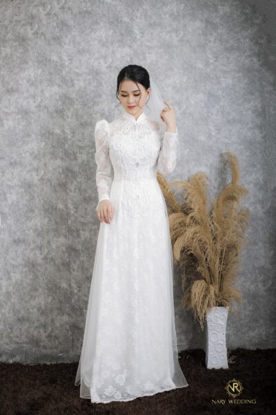 Mẫu áo dài cưới màu trắng nhiều lớp