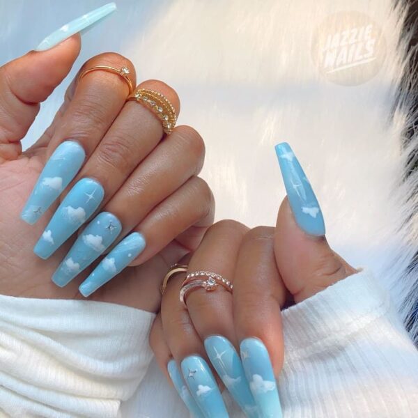 Mẫu nail đám mây đính đá mini