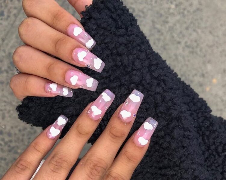 Mẫu nail đám mây hồng đáng yêu