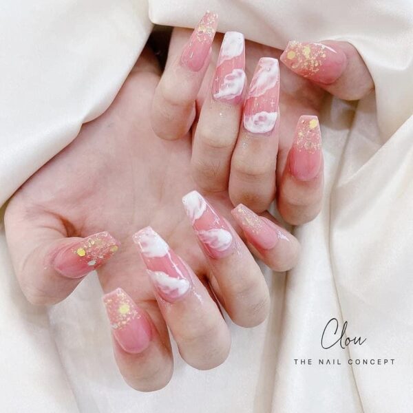 mẫu nail đám mây tone hồng tím