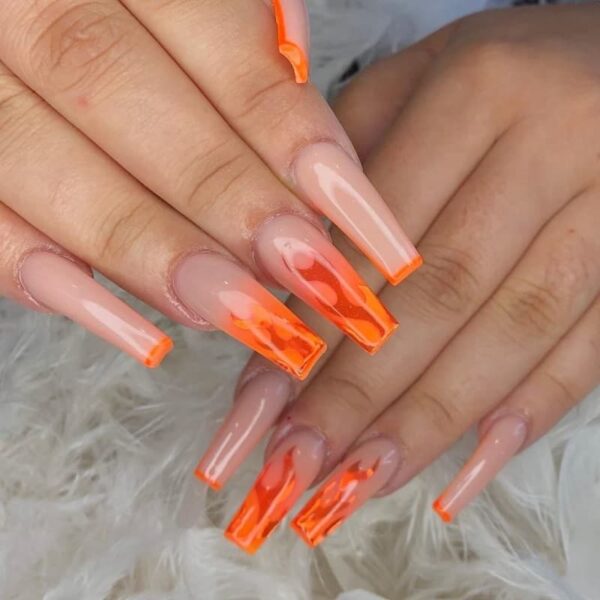 Mẫu nail lửa nền trong suốt