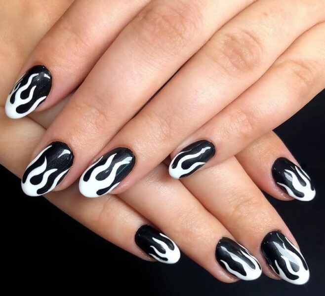 Mẫu nail lửa trắng nền đen mới lạ