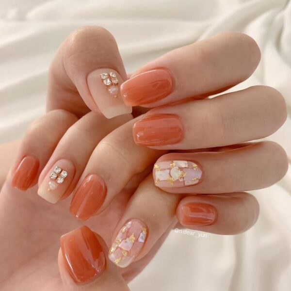 Mẫu nail màu cam đào siêu đẹp