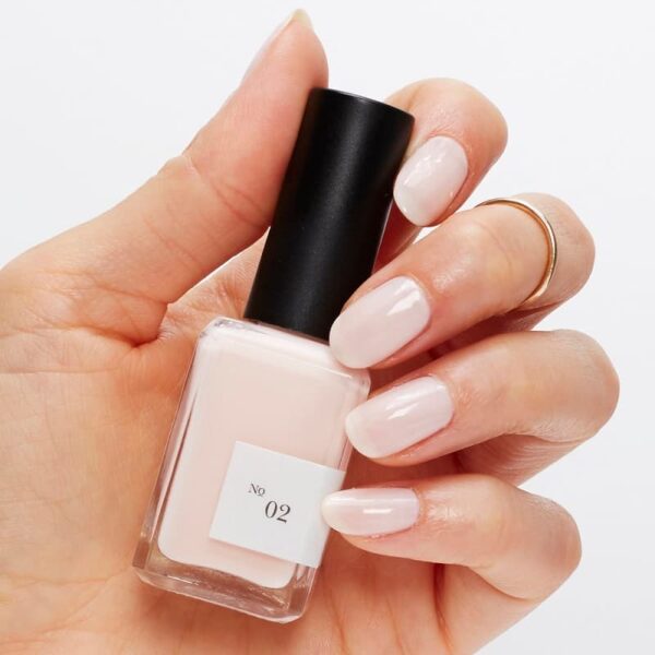 Mẫu nail móng ngắn màu gạo