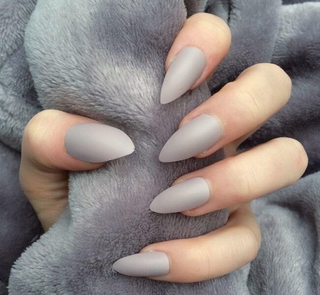 Mẫu nail nhám xám tro
