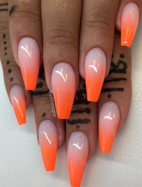 Mẫu nail Ombre màu cam