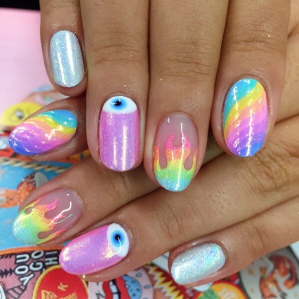 Mẫu nail tráng gương nhiều màucá tính