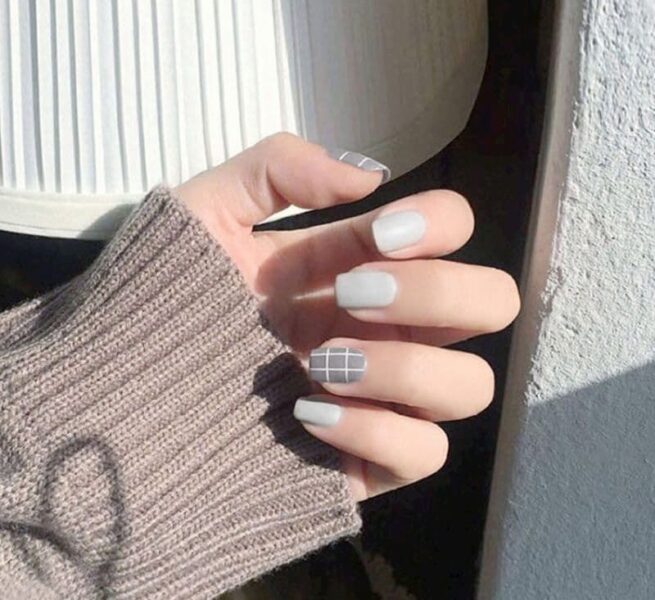mẫu nail xám ghi