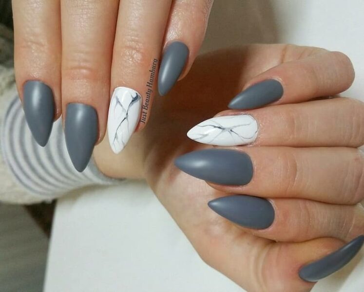 Mẫu nail xám móng nhọn
