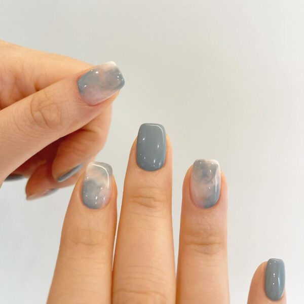 mẫu nail xám xanh đẹp
