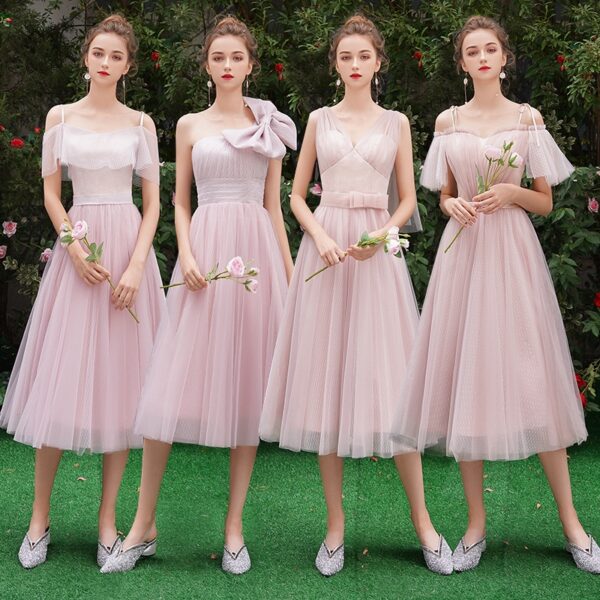 Mẫu váy phù dâu màu hồng