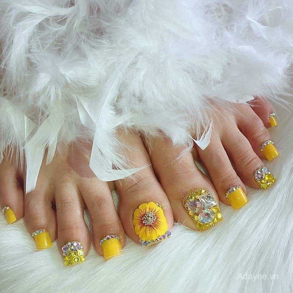 Chia sẻ 96 mẫu móng tay màu vàng đẹp hay nhất  thdonghoadian