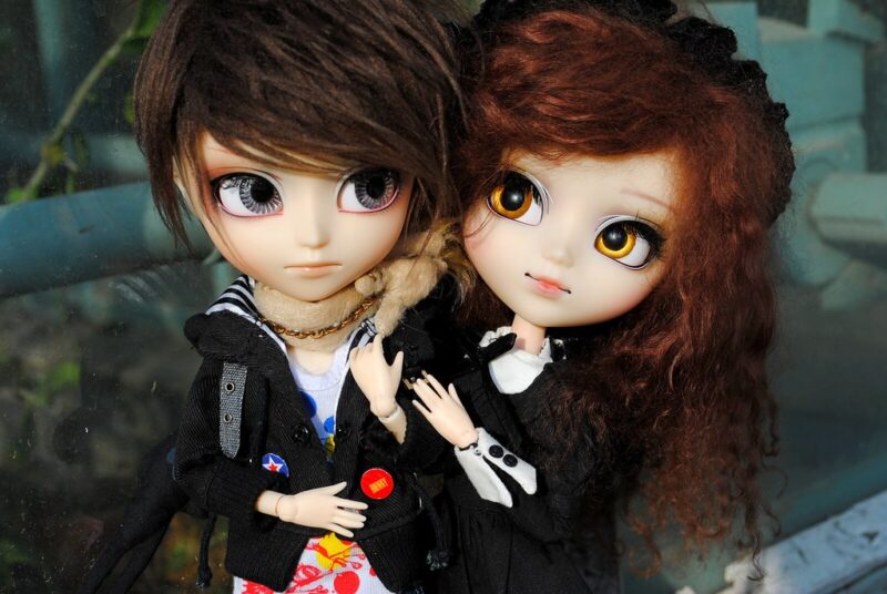 Ảnh búp bê dễ thương - cặp đôi búp bê đẹp