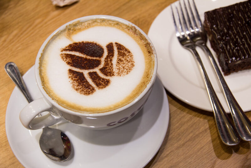 Ảnh cafe kem hình hạt cà phê