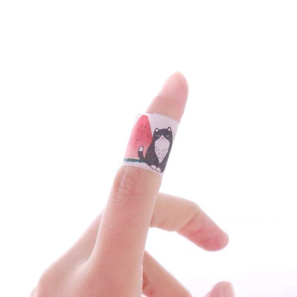 ảnh đứt tay troll người yêu ngón tay dán băng