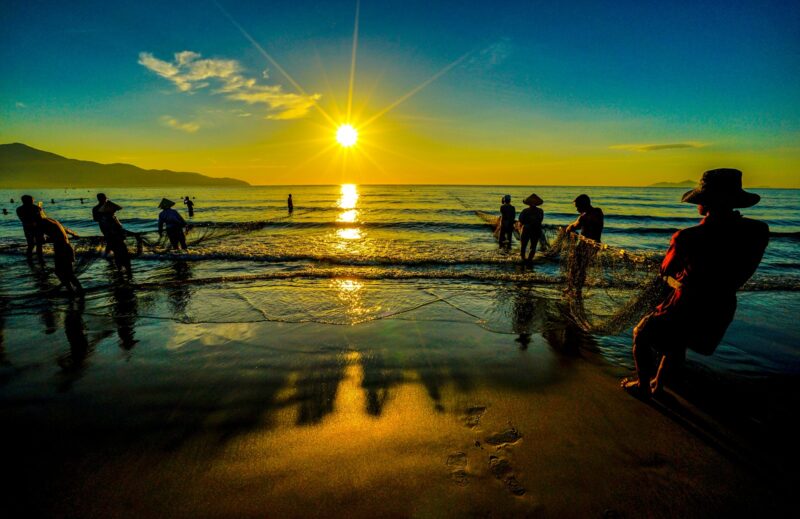 Ảnh mặt trời mọc và dân chài lưới