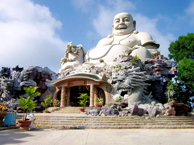 Maitreya Buddha Bild große Steinstatue
