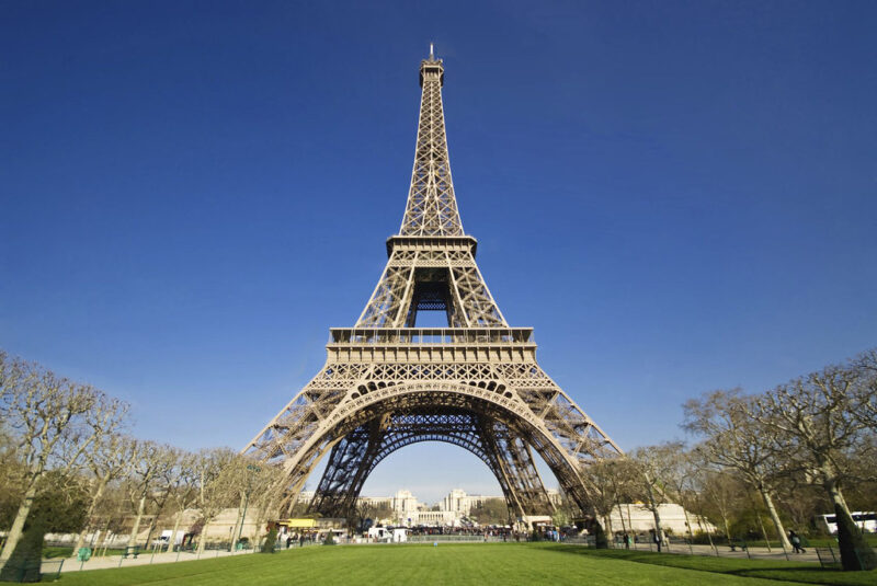 ảnh tháp Eiffel kiến trúc thép nổi tiếng