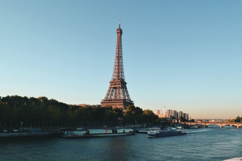 ảnh tháp Eiffel kỳ quan thế giới độc đáo