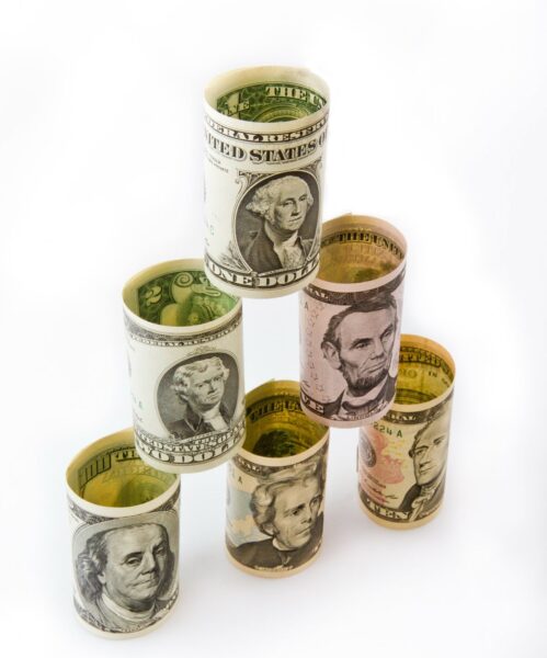 Ảnh tiền đô cuộn xếp